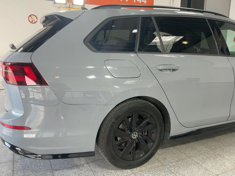 Volkswagen Golf VIII 2.0 TDI R-Line 2021 – снимка 8