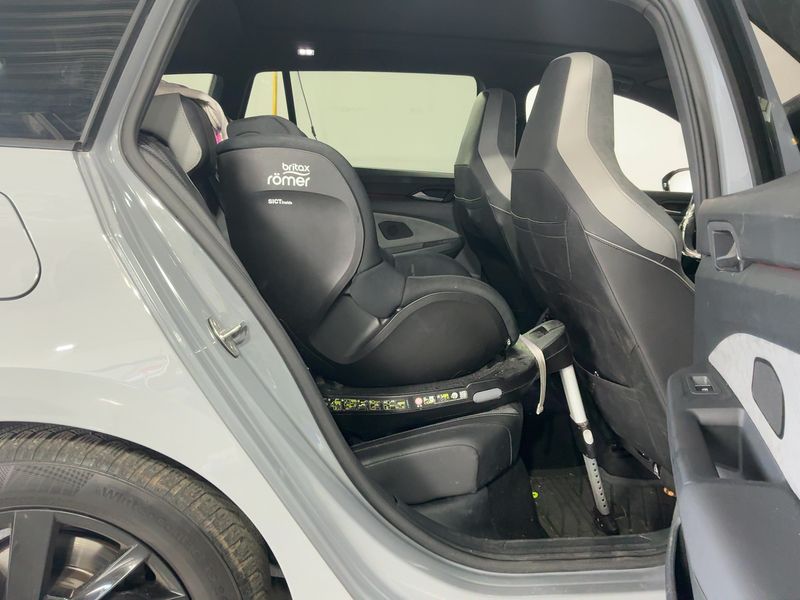 Volkswagen Golf VIII 2.0 TDI R-Line 2021 – снимка 19