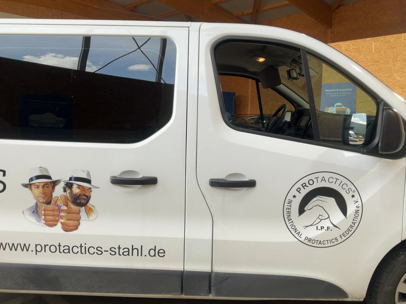 Opel Vivaro 1.6 CDTI Biturbo Combi L1H1 2,7t 2017 – снимка 10