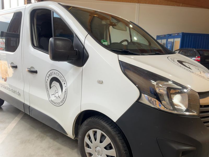 Opel Vivaro 1.6 CDTI Biturbo Combi L1H1 2,7t 2017 – снимка 12