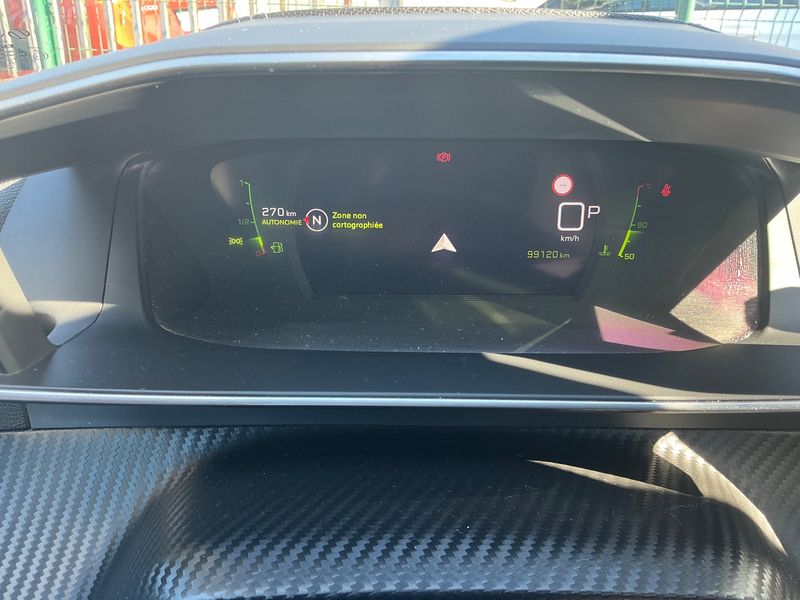 Peugeot 2008 1.5 Blue-HDi GT Line 2020 – снимка 18