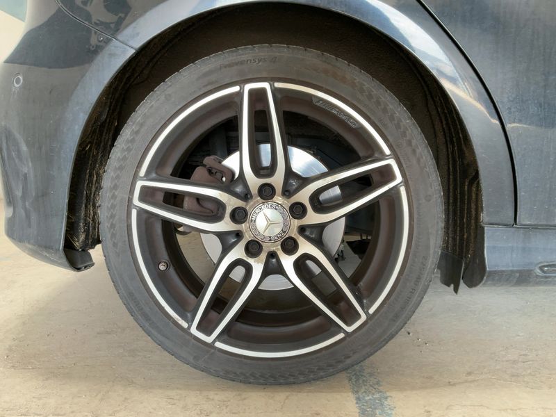Mercedes-Benz A-Klasse A 220 CDI BlueEfficiency AMG Sport 2015 – снимка 9