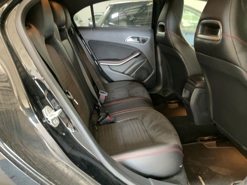 Mercedes-Benz A-Klasse A 220 CDI BlueEfficiency AMG Sport 2015 – снимка 19