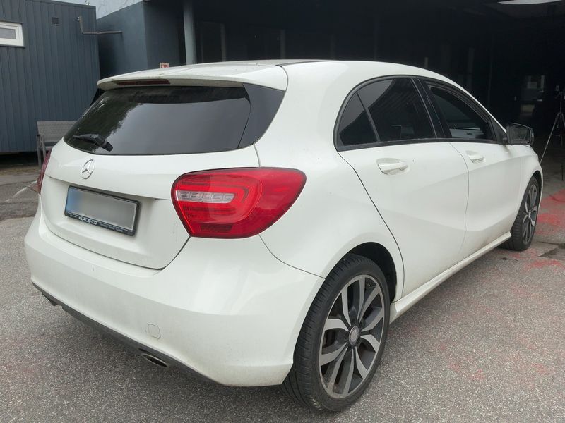 Mercedes-Benz A-Klasse A 180 BlueEfficiency Urban 2013 – снимка 8