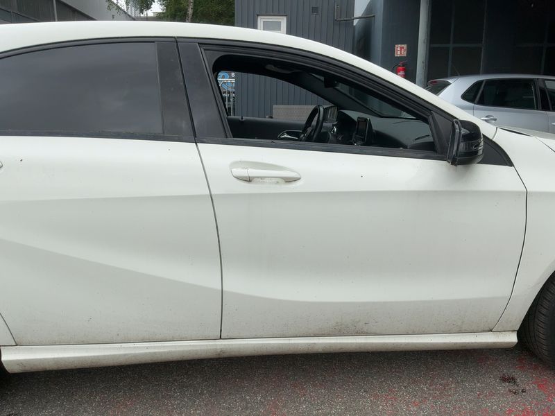 Mercedes-Benz A-Klasse A 180 BlueEfficiency Urban 2013 – снимка 10