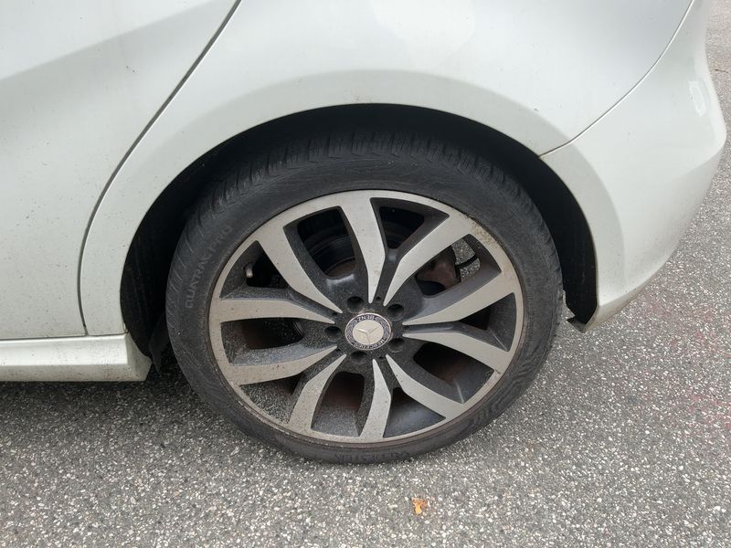 Mercedes-Benz A-Klasse A 180 BlueEfficiency Urban 2013 – снимка 5