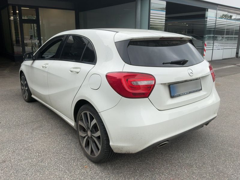 Mercedes-Benz A-Klasse A 180 BlueEfficiency Urban 2013 – снимка 6