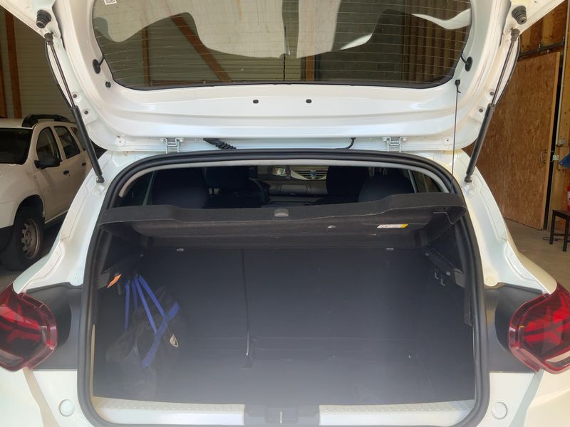 Dacia Sandero 1.0 TCe Essential 2022 – снимка 10