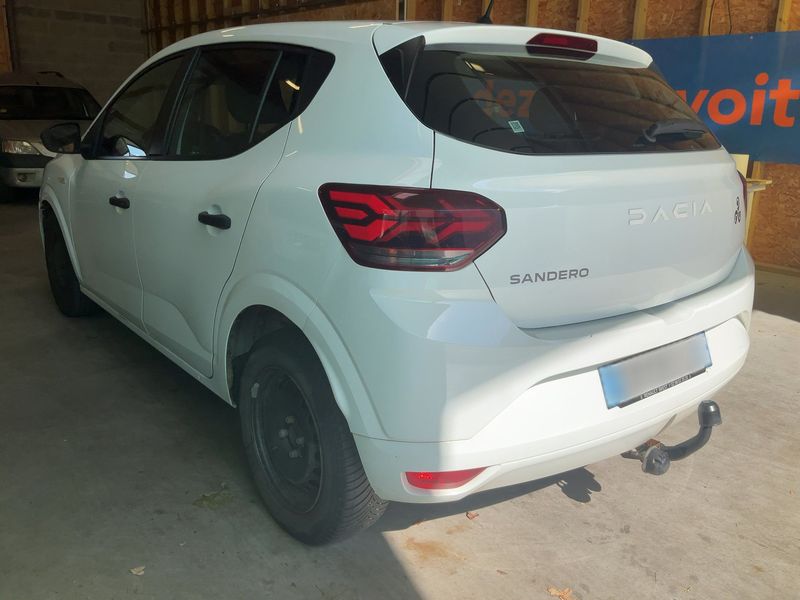 Dacia Sandero 1.0 TCe Essential 2022 – снимка 3