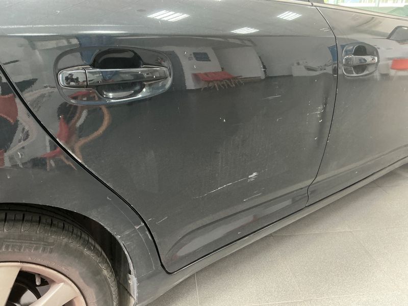 Toyota Avensis 2.0 D-4D Advance 2013 – снимка 23