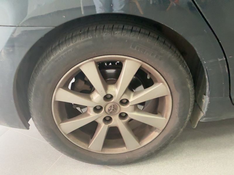 Toyota Avensis 2.0 D-4D Advance 2013 – снимка 9