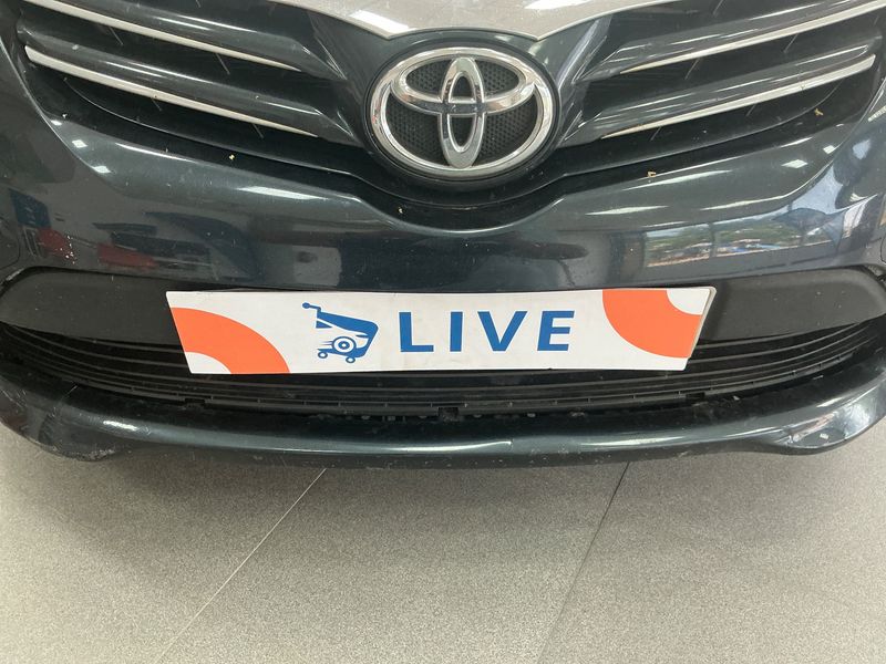 Toyota Avensis 2.0 D-4D Advance 2013 – снимка 28