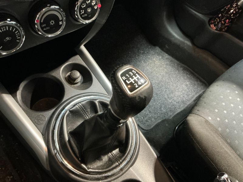 Mitsubishi ASX 1.8 DI-D Invite 2WD 2013 – снимка 25