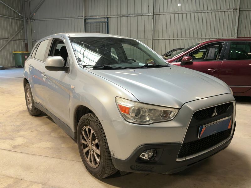 Mitsubishi ASX 1.8 DI-D Invite 2WD 2013 – снимка 12