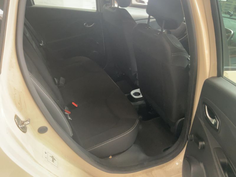 Renault Clio 0.9 Energy Dynamique 2015 – снимка 19