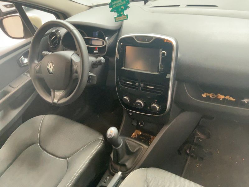 Renault Clio 0.9 Energy Dynamique 2015 – снимка 17