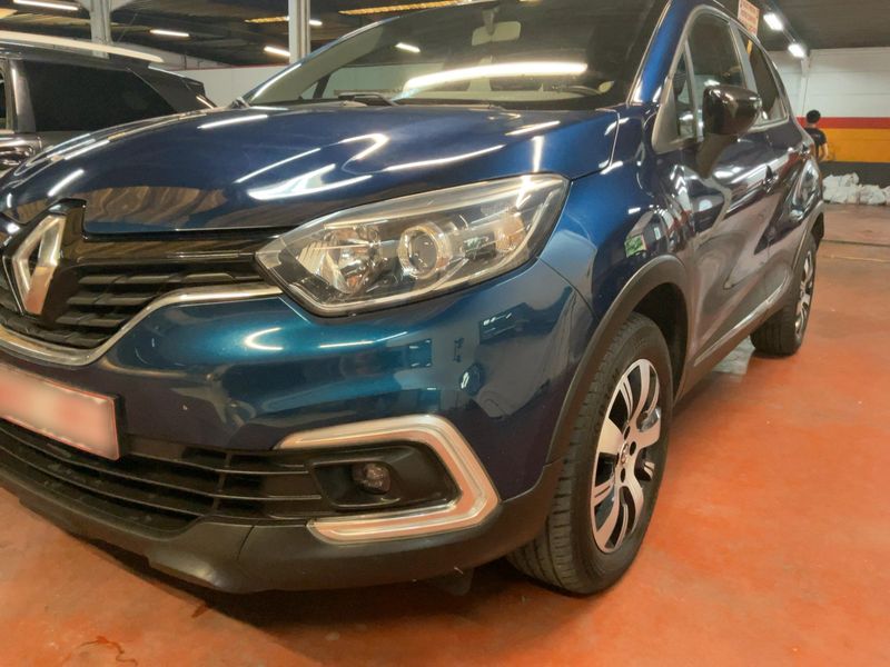 Renault Captur 1.5 dCi Energy Zen 2017 – снимка 2