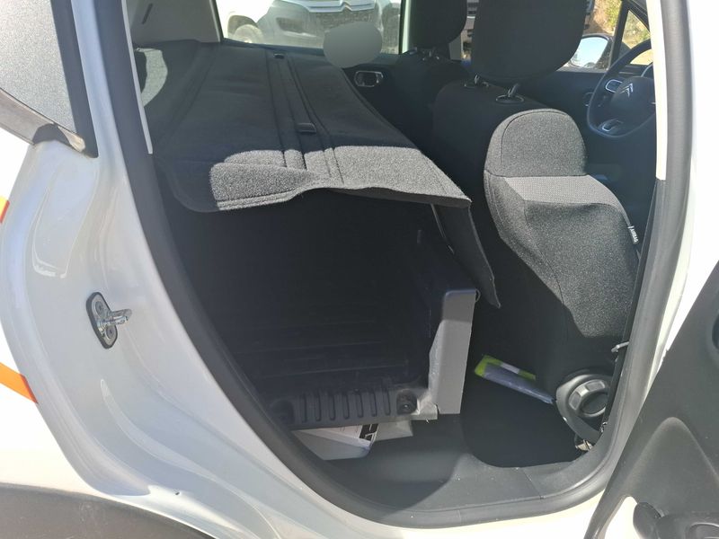 Citroen C3 1.5 Blue-HDi Société Feel Nav 2021 – снимка 14