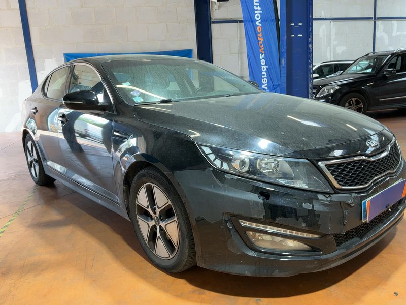 Kia Optima 2.0 Hybrid Spirit 2013 – снимка 12