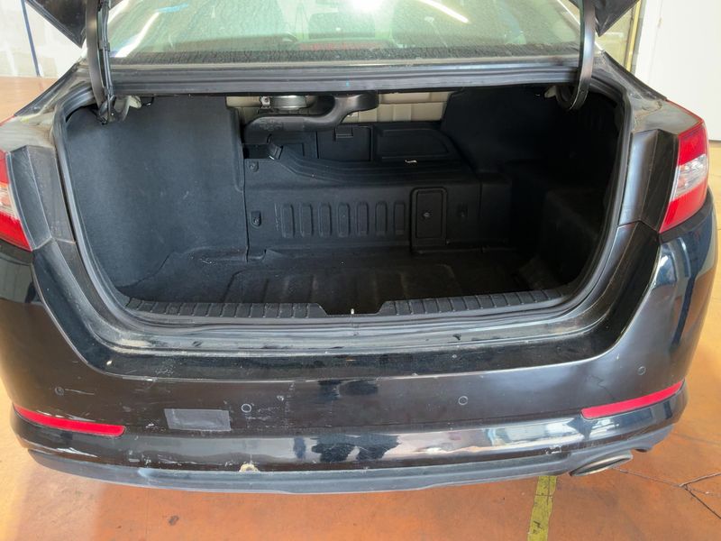 Kia Optima 2.0 Hybrid Spirit 2013 – снимка 15