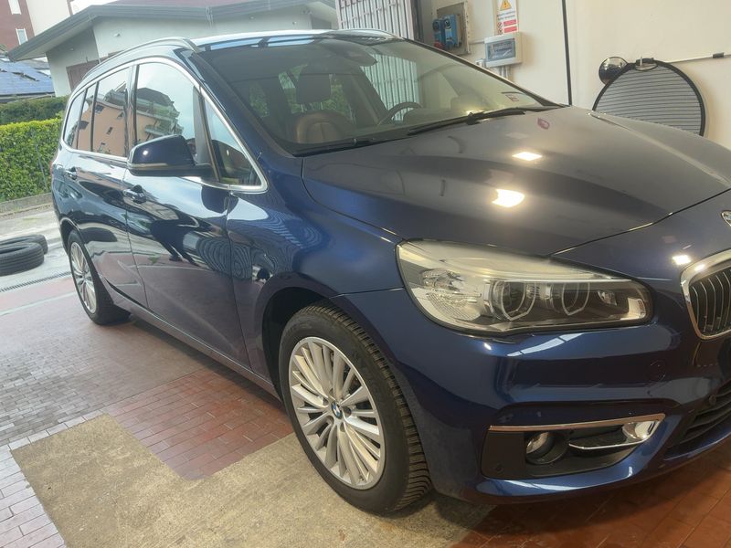 BMW 2er 220d Gran Tourer xDrive Luxury Line 2017 – снимка 12