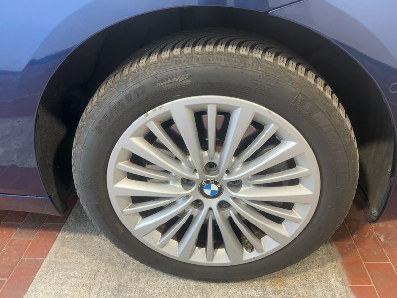 BMW 2er 220d Gran Tourer xDrive Luxury Line 2017 – снимка 11