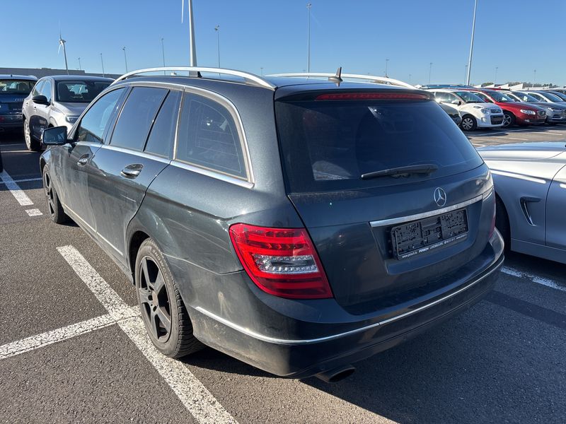 Mercedes-Benz C-Klasse C 220 CDI T BlueEfficiency Avantgarde 2012 – снимка 3