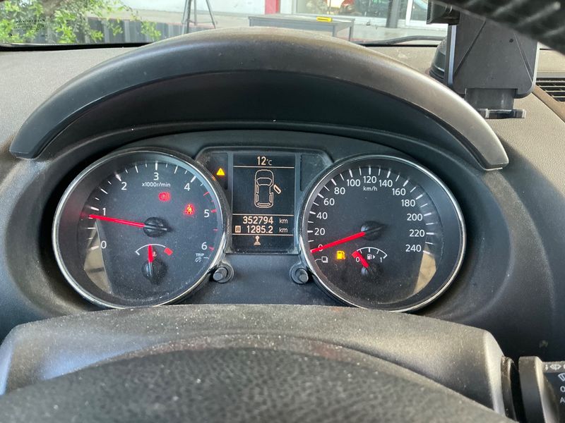 Nissan Qashqai 1.6 dCi N-Tec 2012 – снимка 4
