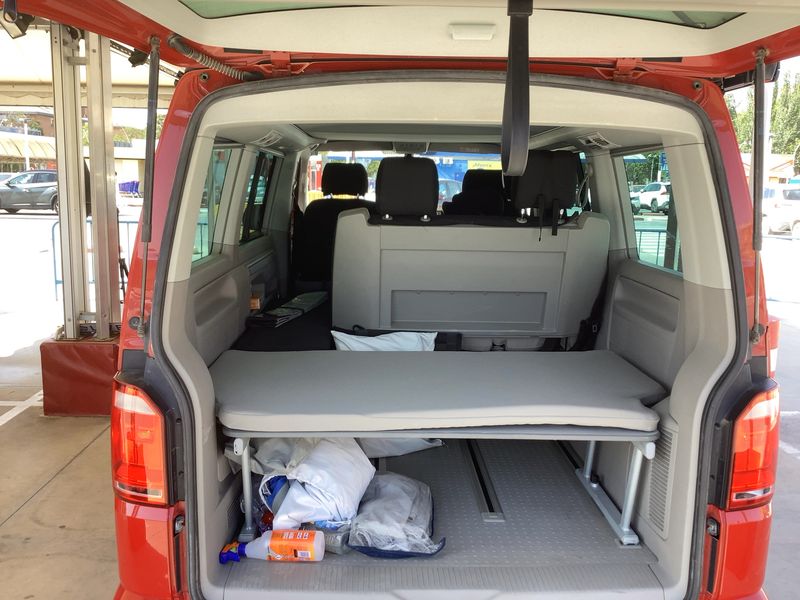 Volkswagen T6 California 2.0 TDI Beach 2019 – снимка 15