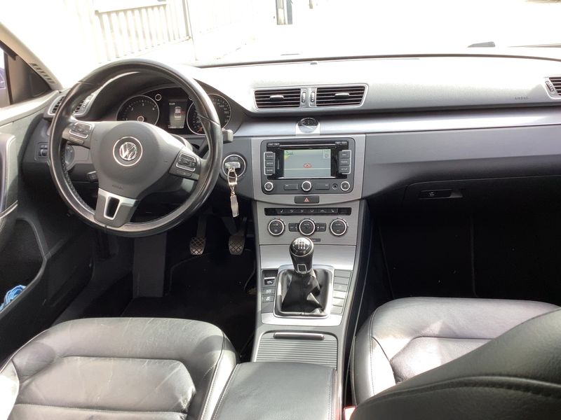 Volkswagen Passat 1.6 TDI Comfortline BlueMotion Tech 2015 – снимка 17