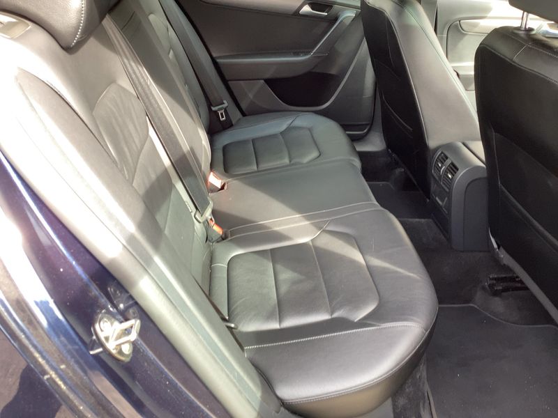 Volkswagen Passat 1.6 TDI Comfortline BlueMotion Tech 2015 – снимка 19