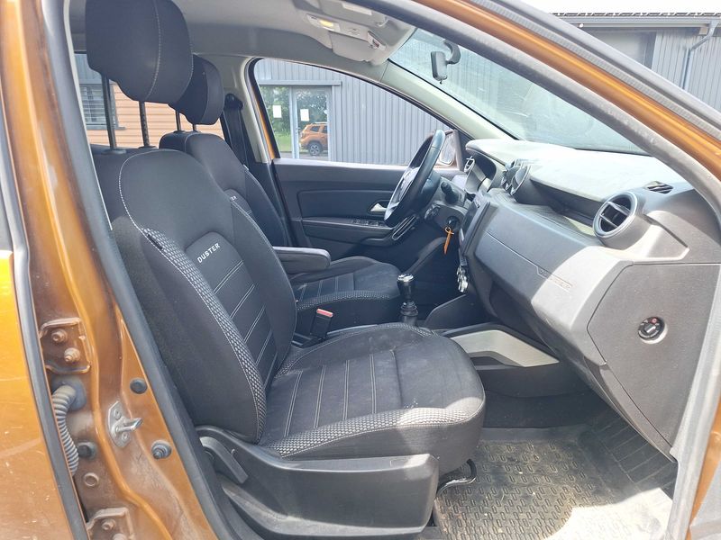 Dacia Duster 1.3 TCe Prestige 2021 – снимка 10