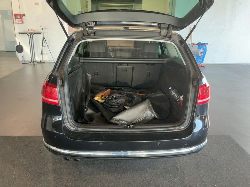 Volkswagen Passat 2.0 TDI Highline BlueMotion Tech 2013 – снимка 15