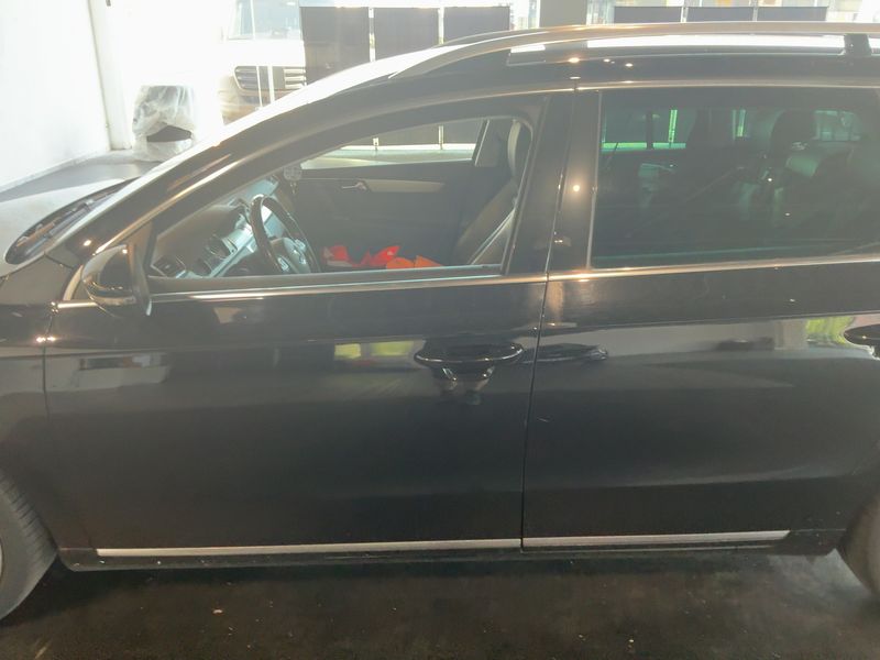 Volkswagen Passat 2.0 TDI Highline BlueMotion Tech 2013 – снимка 4