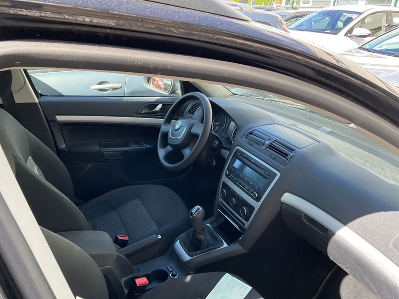 Skoda Octavia 1.4 TSI Ambiente 2013 – снимка 3