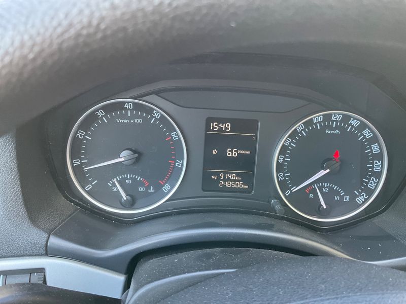 Skoda Octavia 1.4 TSI Ambiente 2013 – снимка 4