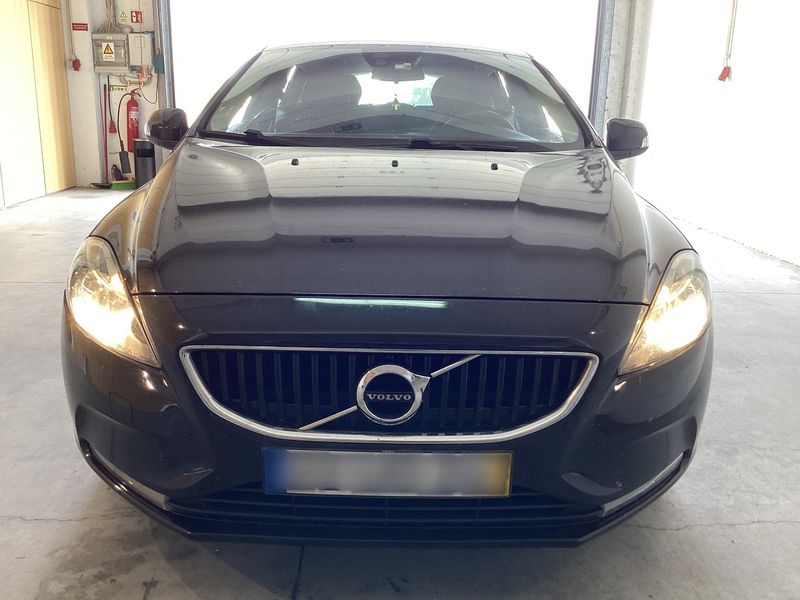 Volvo V40 2.0 D2 Kinetic 2018 – снимка 14