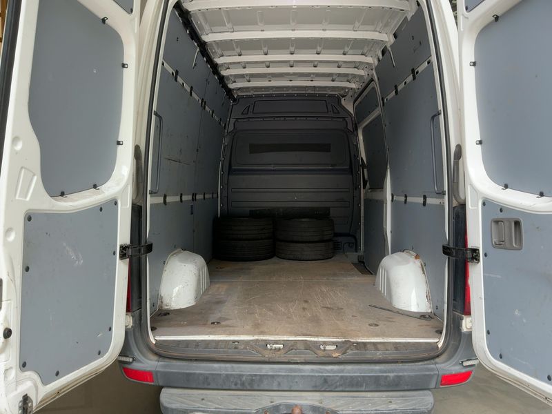 Volkswagen Crafter 2.0 TDI Kasten 35 mittlerer Radstand mit Hochdach 2016 – снимка 16