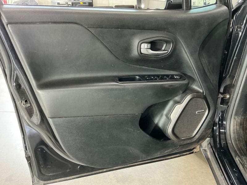 Jeep Renegade 1.0 TGDi Limited 4x2 2020 – снимка 46