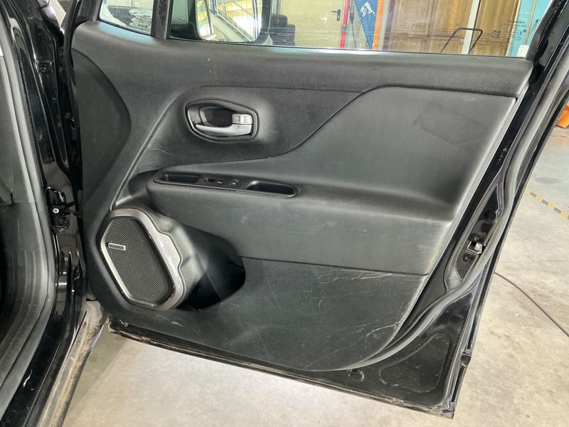 Jeep Renegade 1.0 TGDi Limited 4x2 2020 – снимка 39