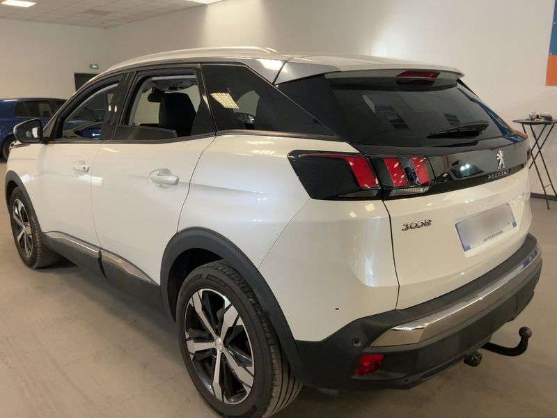 Peugeot 3008 1.2 PureTech Allure 2018 – снимка 6