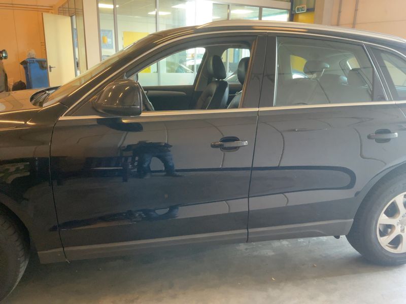 Audi Q5 2.0 TFSI quattro 2009 – снимка 4