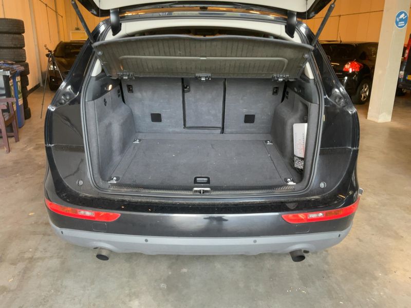 Audi Q5 2.0 TFSI quattro 2009 – снимка 15