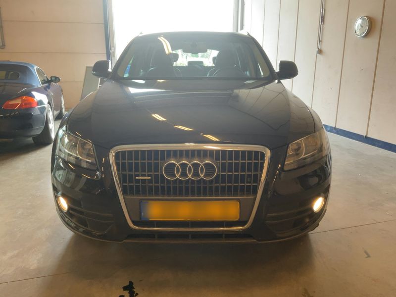 Audi Q5 2.0 TFSI quattro 2009 – снимка 14