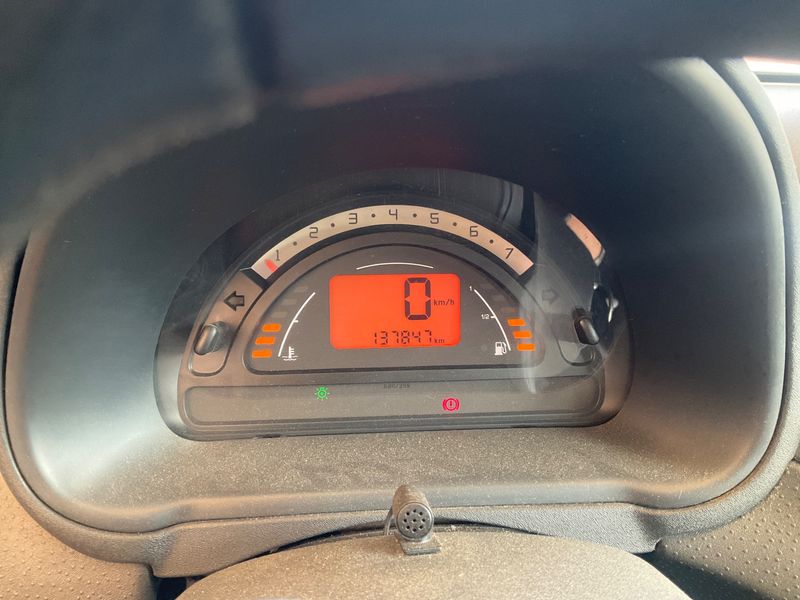 Citroen C3 1.4 SX Plus 2004 – снимка 4