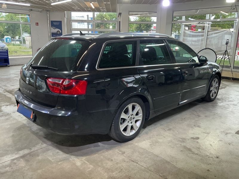 Seat Exeo 2.0 TDI Sport 2011 – снимка 2