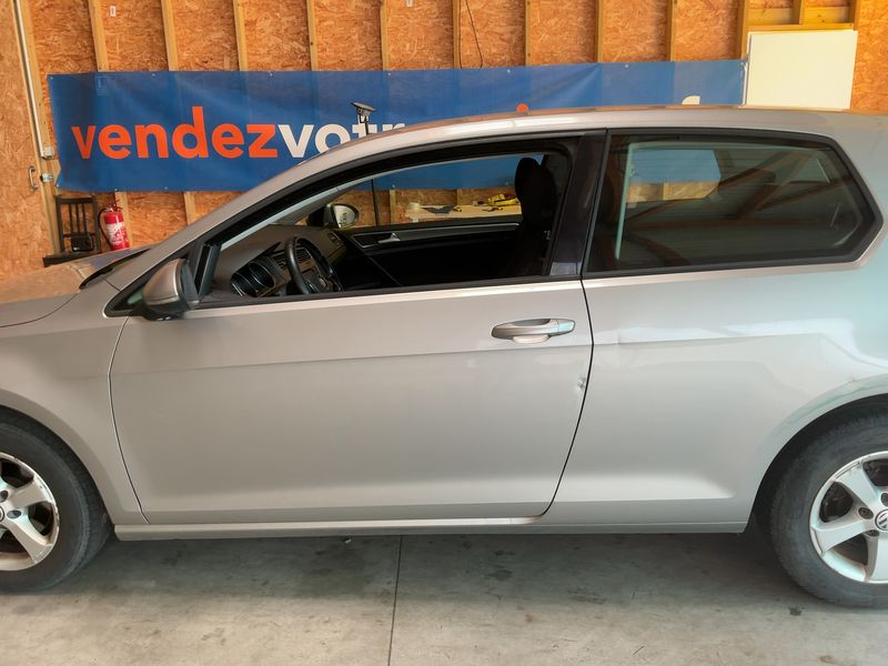 Volkswagen Golf VII 1.6 TDI Trendline BlueMotion Tech 2014 – снимка 4