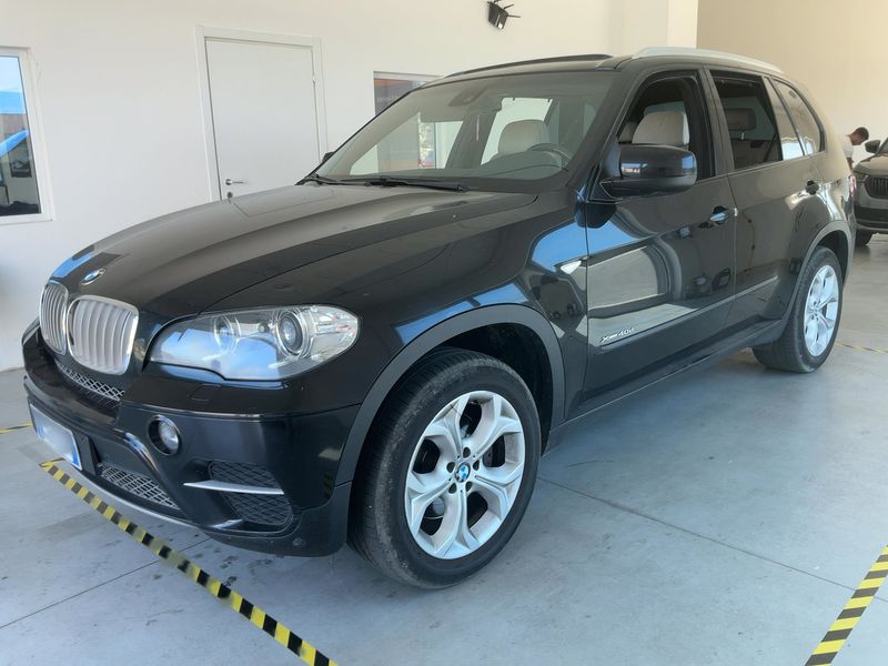 BMW X5 xDrive 40d 2013 – снимка 2