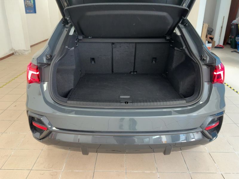 Audi Q3 Sportback 35 TDI 2022 – снимка 15