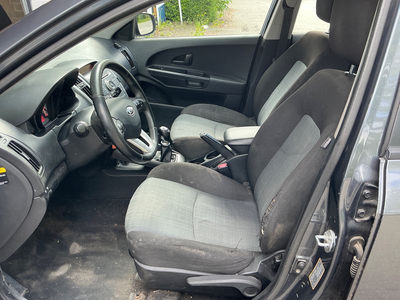 Kia cee'd 1.6 CRDi Concept 2012 – снимка 3
